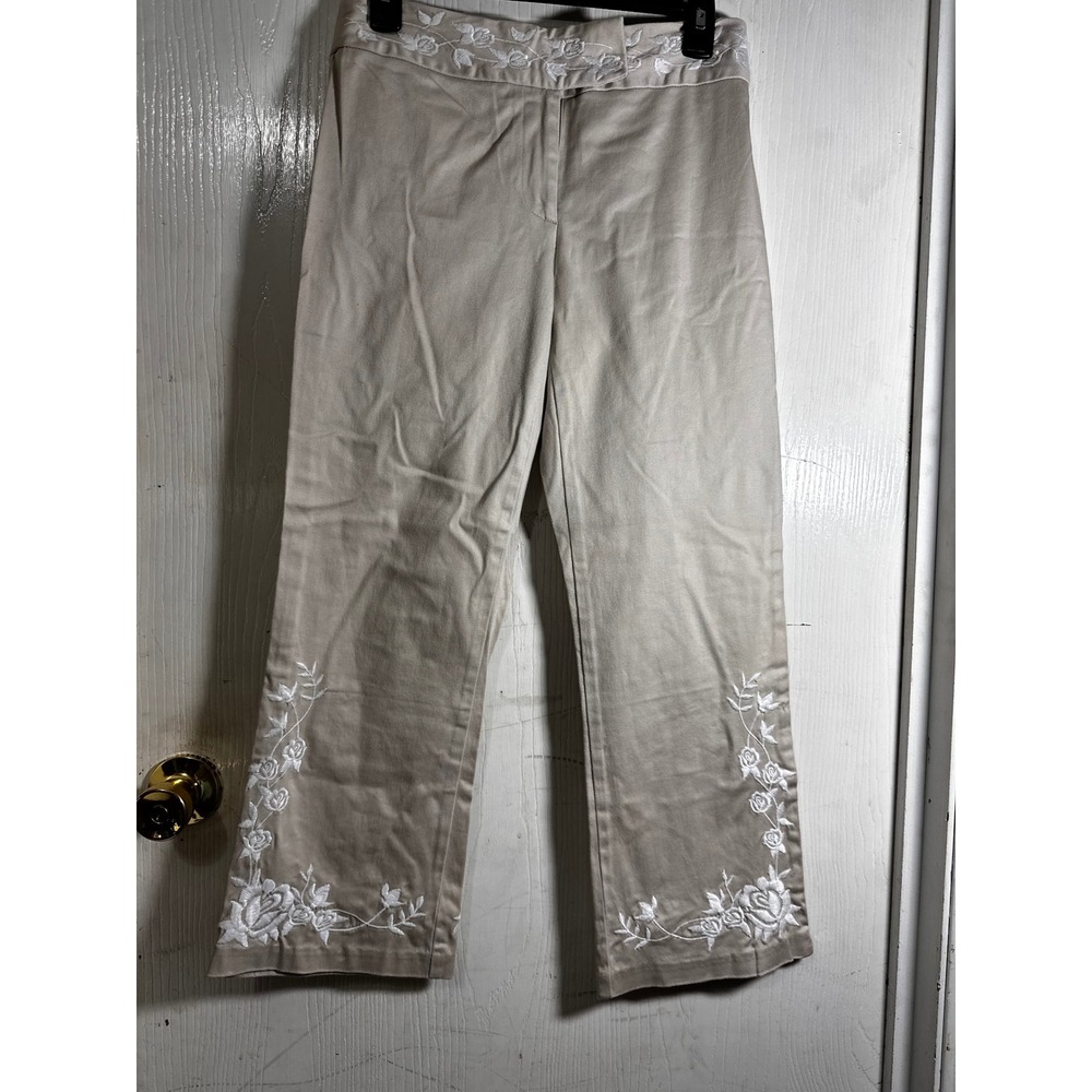 Vintage Y2K White House/Black Market Tan Floral Embroidered Crop Pants Size 6